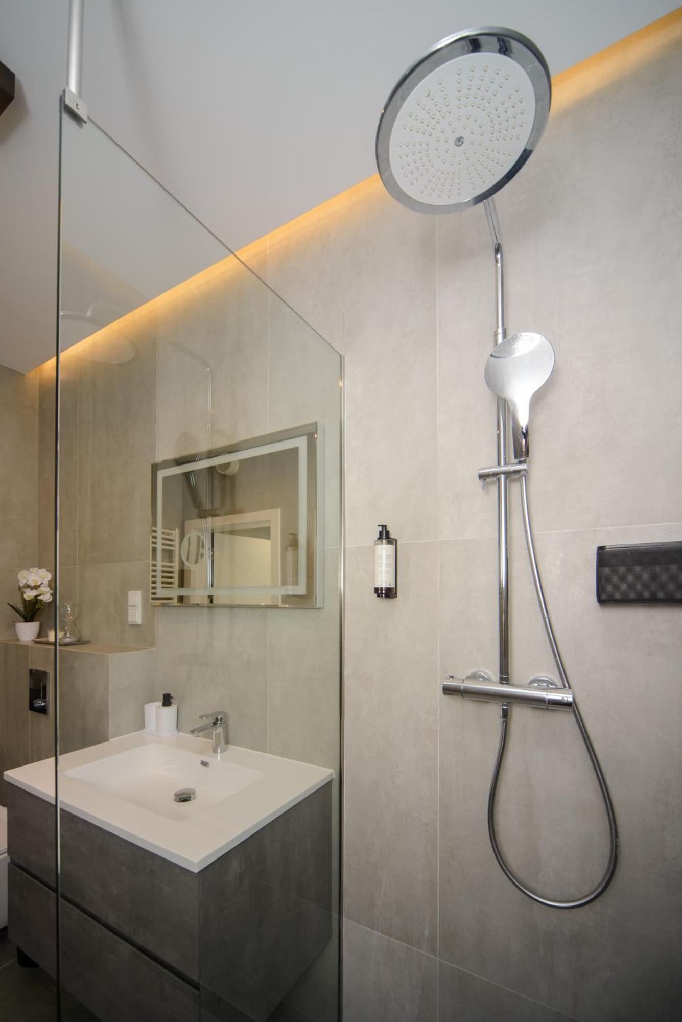 Maya's Flats & 32 - Granaria Apartamento Gdansk